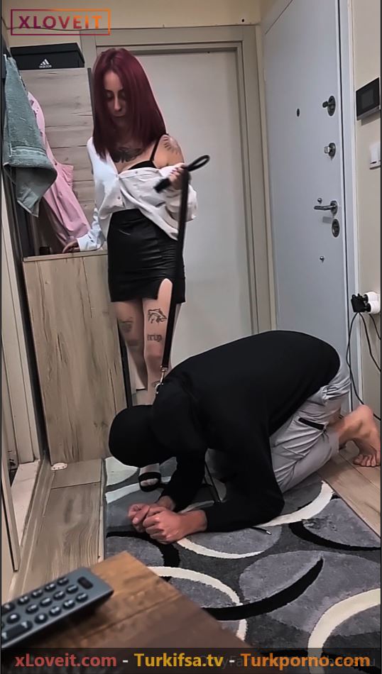 Sahibe Asu kölesine kötü davranıyor